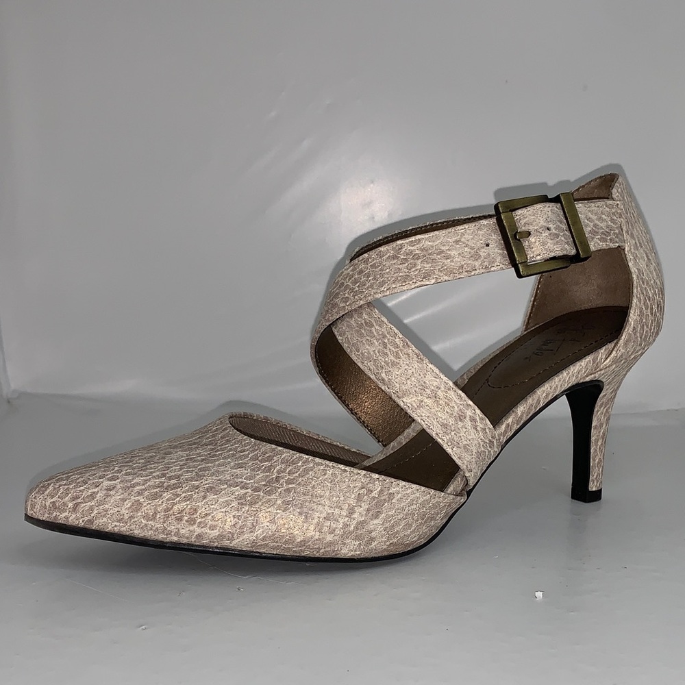 Life Stride Soft System ~ See This, Champagne Heels size 9